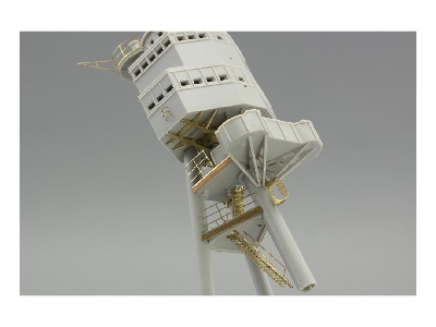 USS ARIZONA - PART I.  1/200 - Trumpeter - image 41