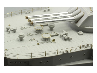 USS ARIZONA - PART I.  1/200 - Trumpeter - image 54