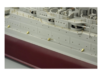 USS ARIZONA - PART I.  1/200 - Trumpeter - image 56