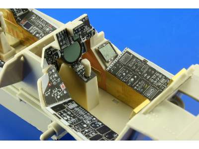 F-14A interior 1/32 - Tamiya - image 8