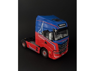 Iveco S-WAY - image 23