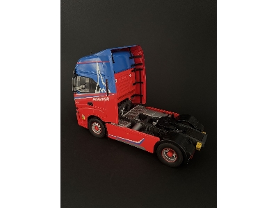 Iveco S-WAY - image 26