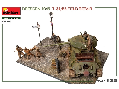Dresden 1945 T-34/85 Field Repair - Big Set - image 8