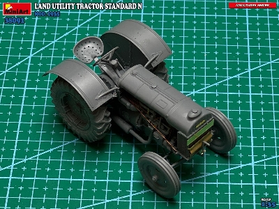 Land Utility Tractor Standard N (Mod. 1935) - image 17