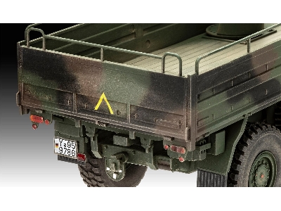 Man 10t Milgl Truck 8x8 - image 5