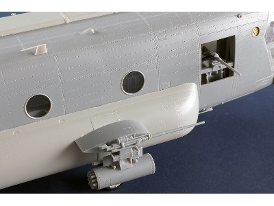 Ach-47a Armored Chinook - image 10