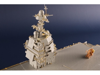 Uss Gerald R. Ford Cvn-78 - image 17