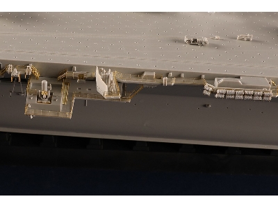 Uss Gerald R. Ford Cvn-78 - image 21
