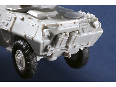 Lav-150 Commando Afv W/ Cockerill 90mm Gun - image 6