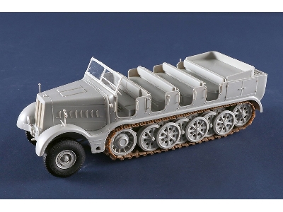 Schwerer Zugkraftwagen 18 T Sd.Kfz.9 Artillery Version - image 6