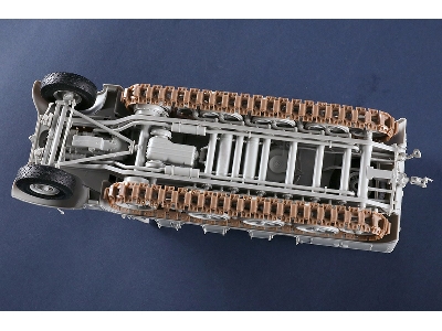 Schwerer Zugkraftwagen 18 T Sd.Kfz.9 Artillery Version - image 10