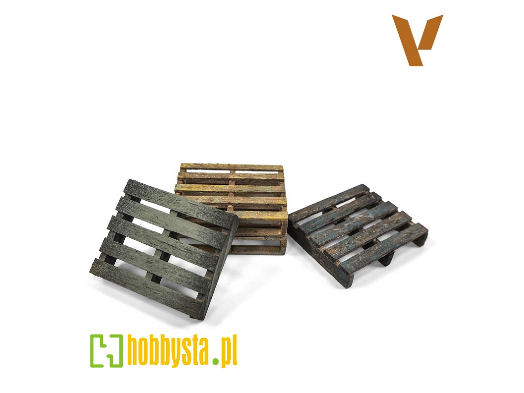 Wooden Pallets (4pcs) - image 1 Wooden Pallets (4pcs) - image 1