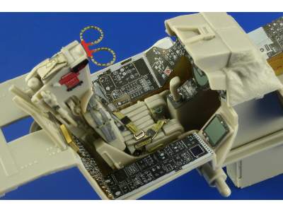 F-14A ejection seat 1/32 - Tamiya - image 5