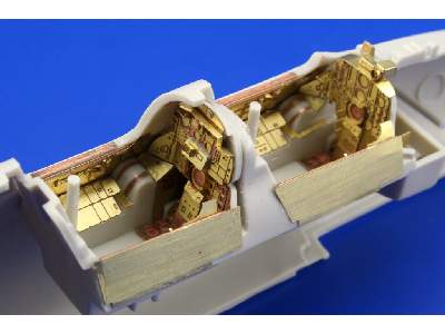 F-105G interior S. A. 1/48 - Monogram - image 6