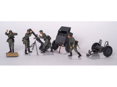 German 120-mm Mortar 42 with Trailer and Crew WWII - image 3 German 120-mm Mortar 42 with Trailer and Crew WWII - image 3