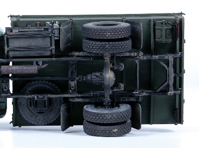 Soviet Truck Zil-130 - image 6