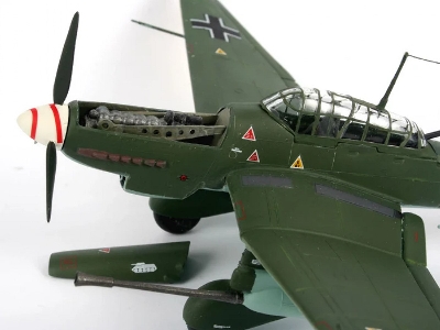 Junkers Ju-87 G/D Tank Buster - Starter Kit - image 15