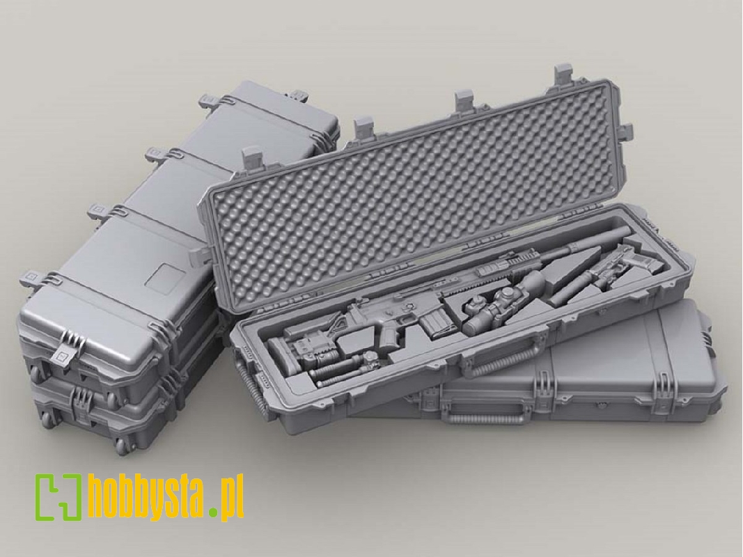 Pelican Im3300 Storm Gun Case Set  (2x Open, 2x Closed, 2x Insert + Weapons) - image 1