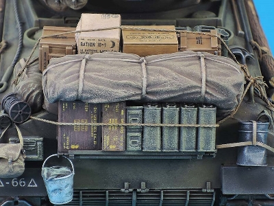 Sherman M4a3 Engine Deck Stowage Set - image 2