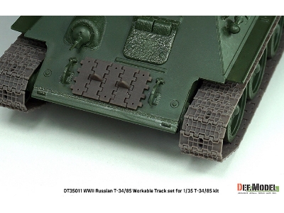 Russian T-34/85 - Workable Track Set - image 11