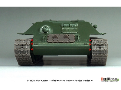 Russian T-34/85 - Workable Track Set - image 13
