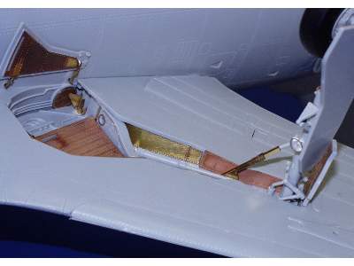 F-105D exterior 1/32 - Trumpeter - image 5