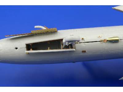 F-105D exterior 1/72 - Trumpeter - image 11