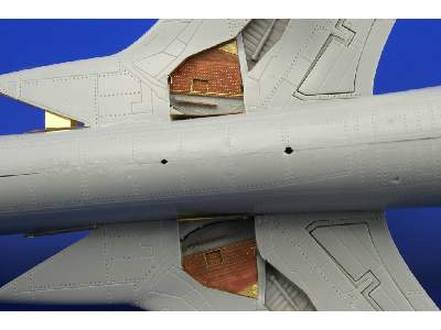 F-105D exterior 1/72 - Trumpeter - image 12