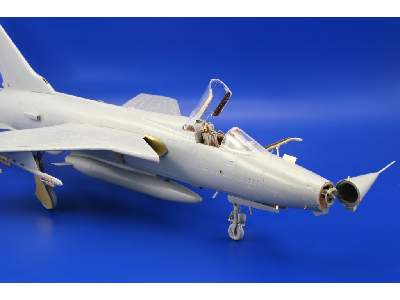 F-105D/ G exterior 1/48 - Hobby Boss - image 9