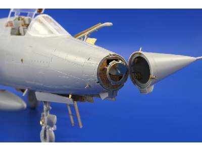 F-105D/ G exterior 1/48 - Hobby Boss - image 15