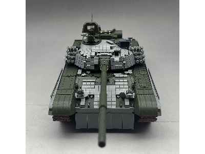 PT-91 Twardy Polish Main Battle Tank - image 4