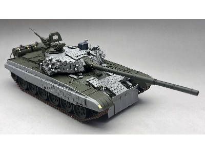 PT-91 Twardy Polish Main Battle Tank - image 5