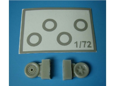 Focke-wulf Fw-190 A-4 - Wheels And Paint Masks (For Zvezda Kits) - image 1