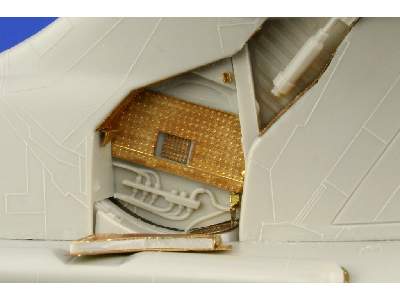 F-105G exterior 1/48 - Monogram - image 11