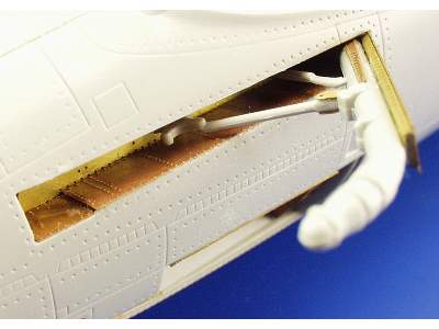 F-105G interior 1/32 - Trumpeter - image 13