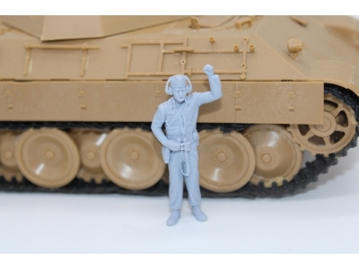 German Wwii Tank Commander Standing - image 2