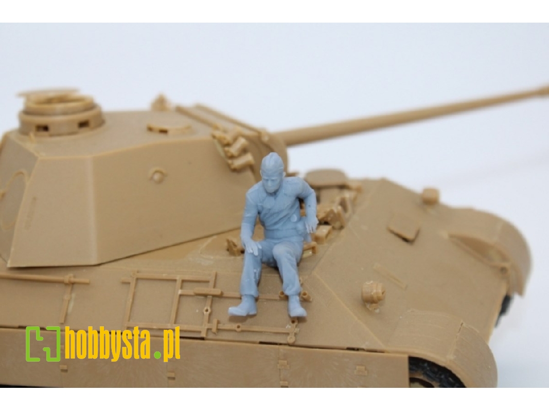 German Wwii Tank Crewmember - Tank Driver Or Radiooperator - image 1
