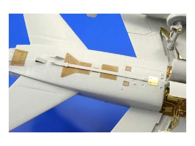 F-100C exterior 1/48 - Trumpeter - image 11