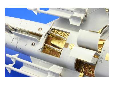 F-100C undercarriage 1/48 - Trumpeter - image 5