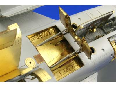 F-100D air brake 1/32 - Trumpeter - image 4
