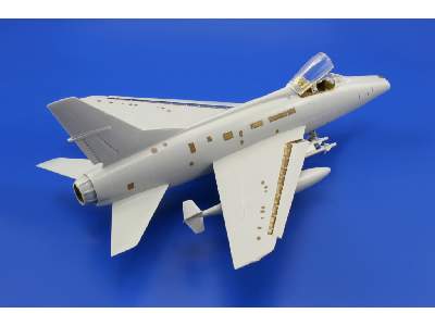 F-100D exterior 1/48 - Trumpeter - image 6