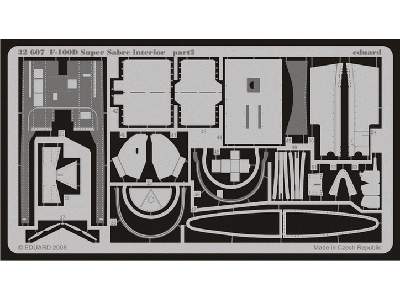 F-100D interior  S. A. 1/32 - Trumpeter - image 3