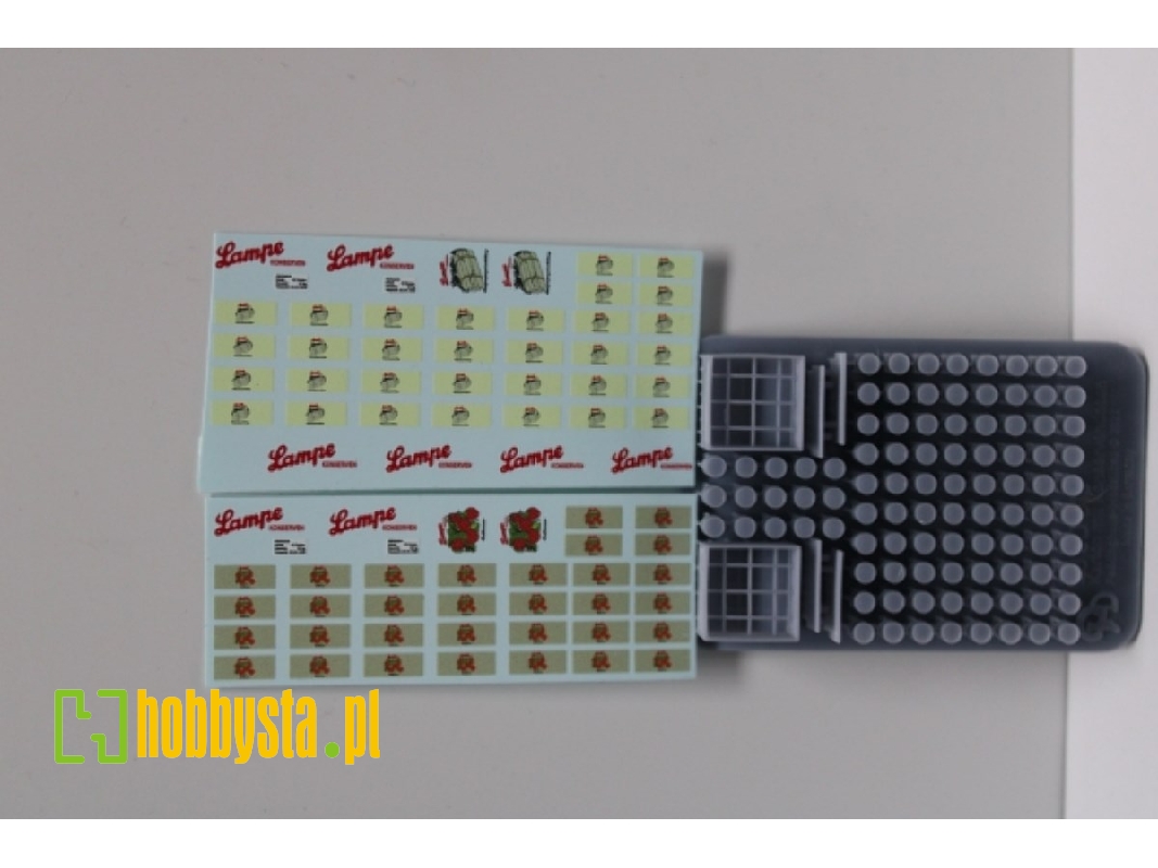 Paperkartons (2 Pcs) And Metal Tinns - Kit Including Decalset - image 1