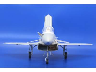 EF-2000 Typhoon Single Seater exterior 1/32 - Trumpeter - image 5