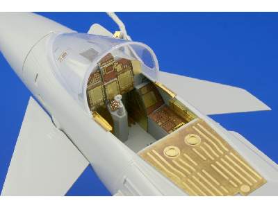 EF-2000 Typhoon Single Seater interior S. A. 1/32 - Trumpeter - image 2