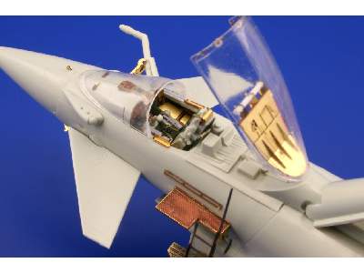 EF-2000 Typhoon Single Seater S. A. 1/72 - Revell - image 3