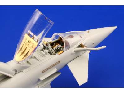 EF-2000 Typhoon Single Seater S. A. 1/72 - Revell - image 7