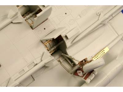 EF-2000 Typhoon Single Seater S. A. 1/72 - Revell - image 11