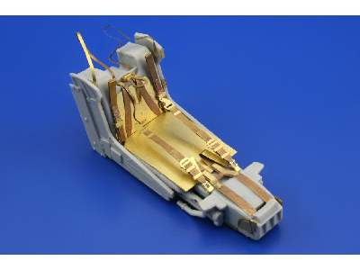 EF-2000 Typhoon Single Seater seatbelts 1/32 - Trumpeter - image 3