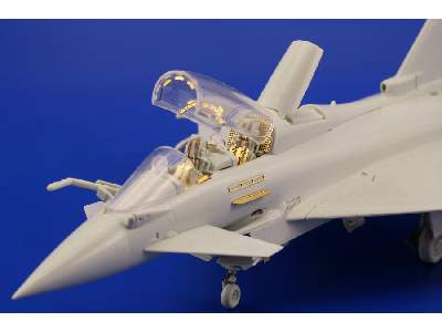 EF-2000 Typhoon Two-seater 1/72 - Revell - image 10